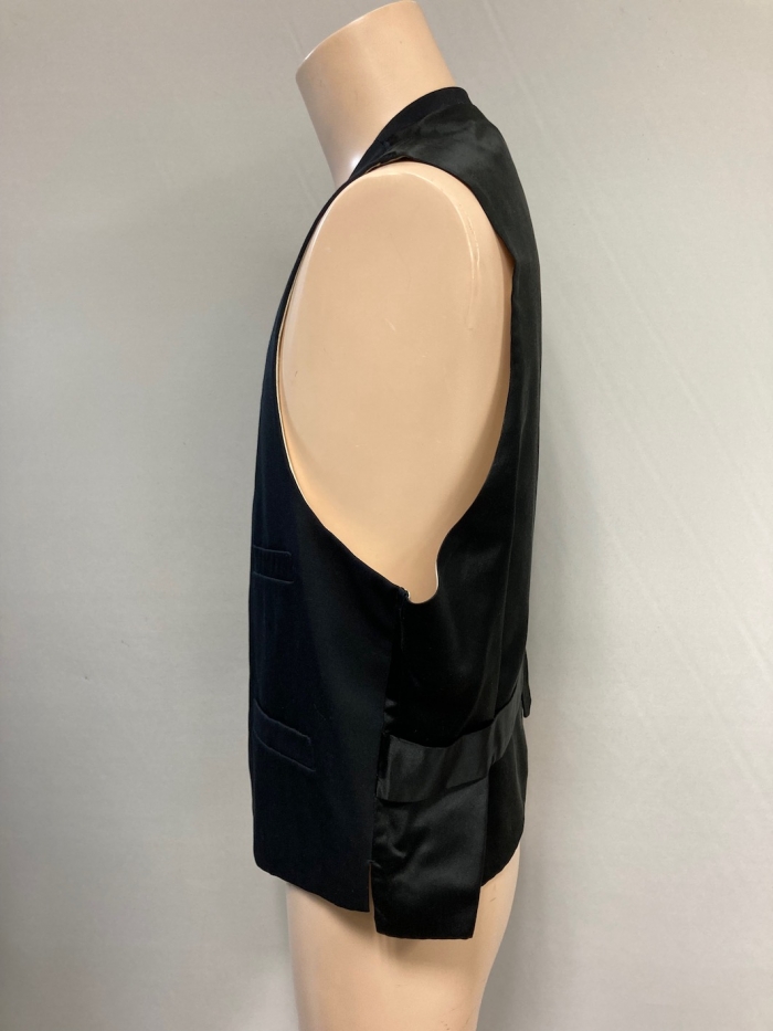 ブラックベスト