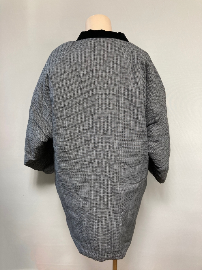 ブラックはんてん
全1点