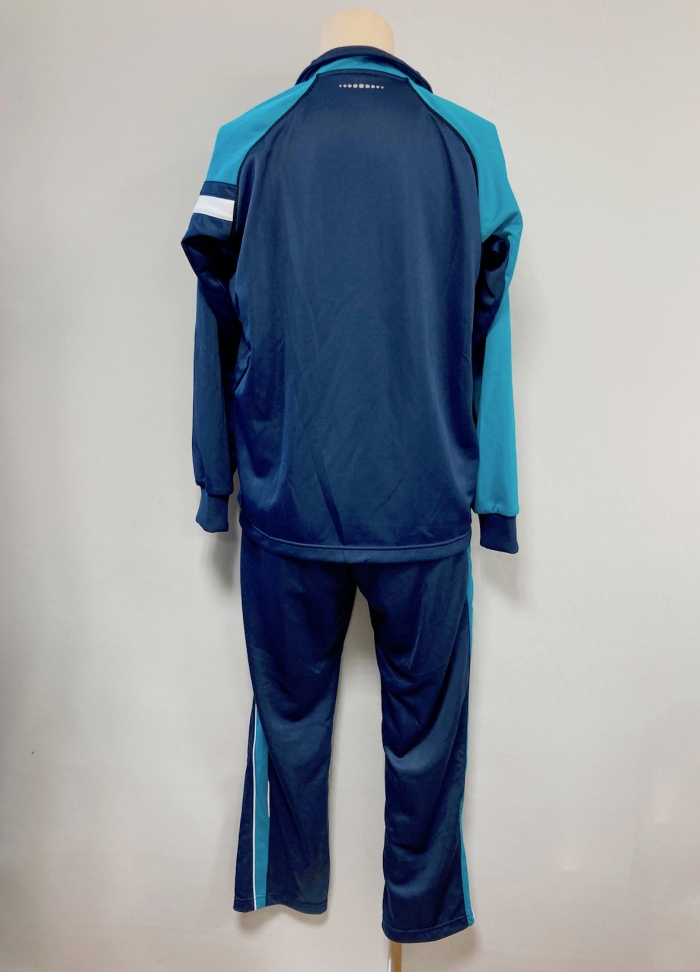 ネイビージャージ
全60点