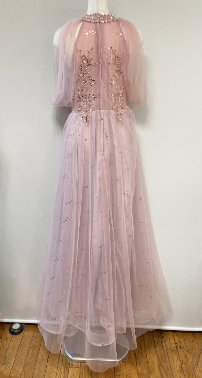 ピンクワンピース