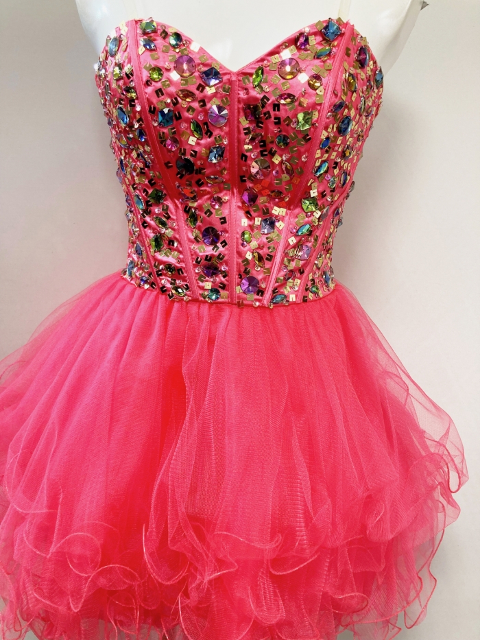 ピンクワンピース
全1点