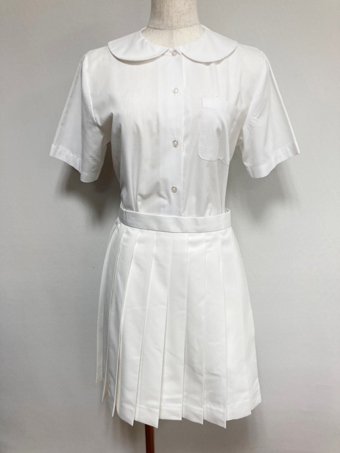 ホワイトスカート
全1点