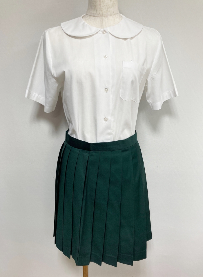 グリーンスカート
全1点