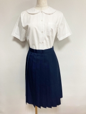 ネイビースカート
全1点