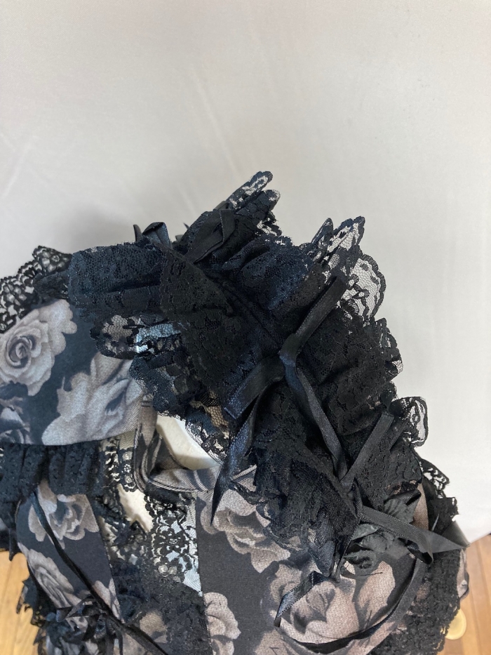 ブラックロリータ
全1点