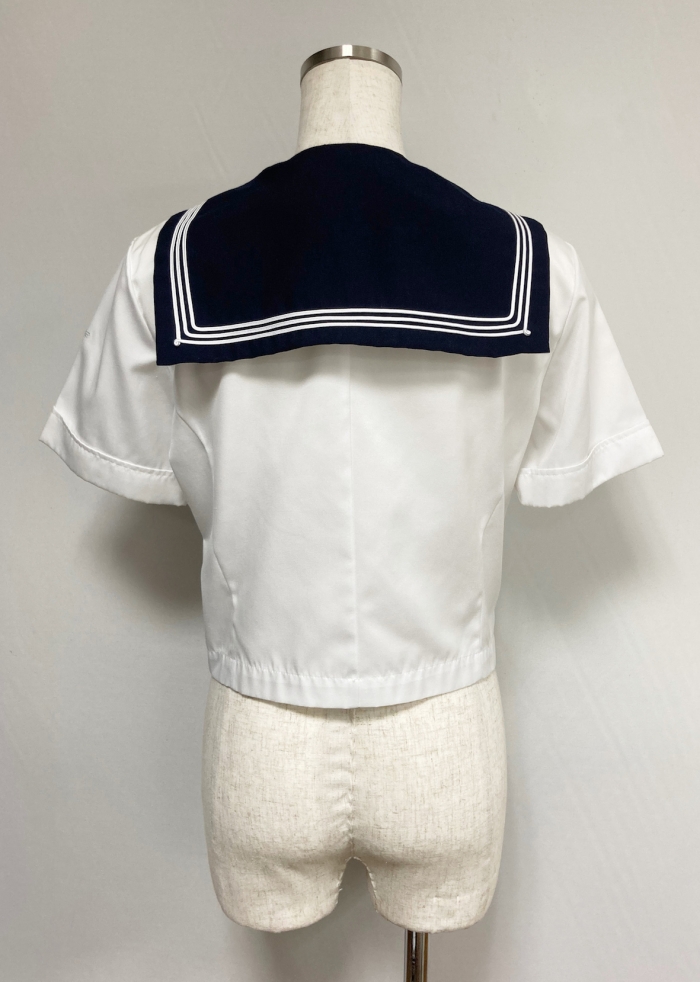 ネイビー衿半袖セーラー服
全2点