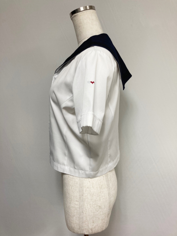 ネイビー衿半袖セーラー服　
全2点