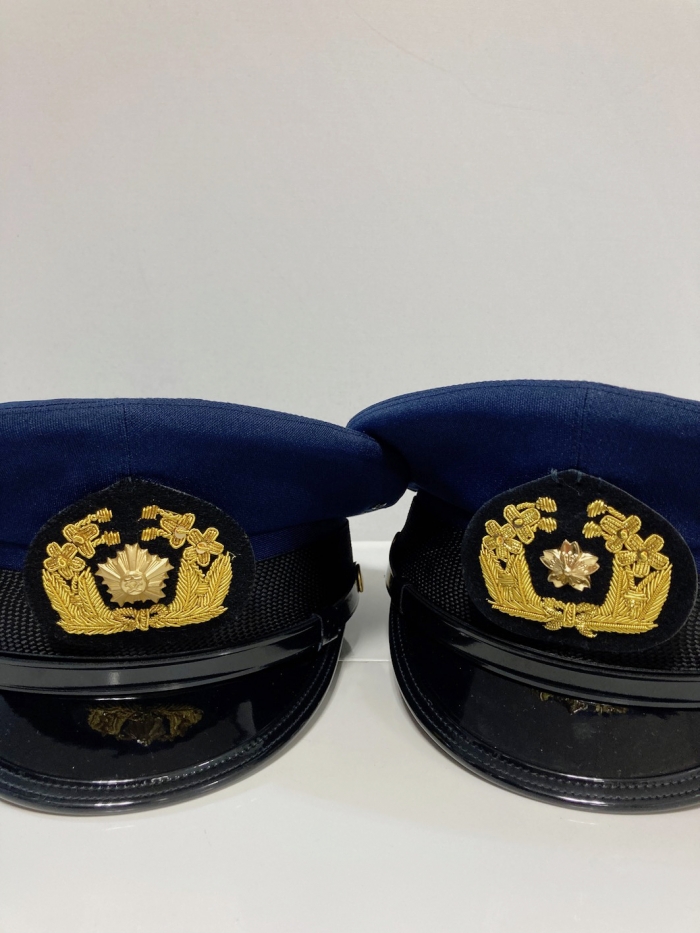 警察官帽子
全8点