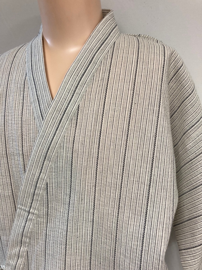 ホワイト甚平
全1点
